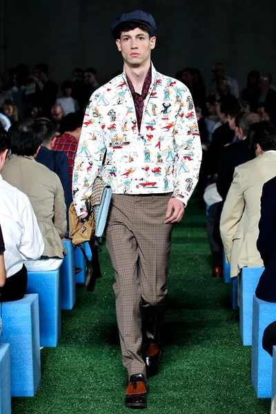 Look 21